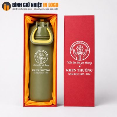 Bộ sản phẩm bình giữ nhiệt GN-BN25 màu xanh Olive đặt trong hộp xi đỏ lót lụa in logo nhũ trắng