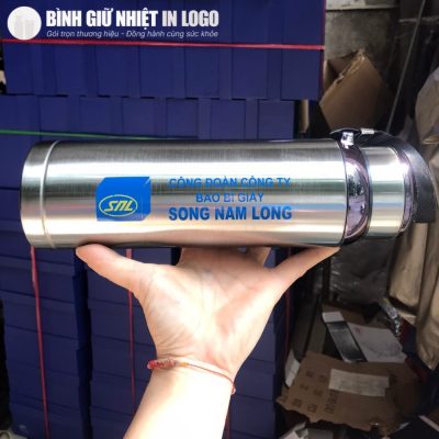 Góc chụp ngang bình giữ nhiệt GN-BN17 phô diễn trọn vẹn thông tin in ấn sắc nét