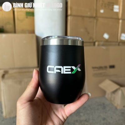 Cốc giữ nhiệt dáng trứng màu đen nhám hiện đại và thanh lịch phù hợp với mọi không gian làm việc
